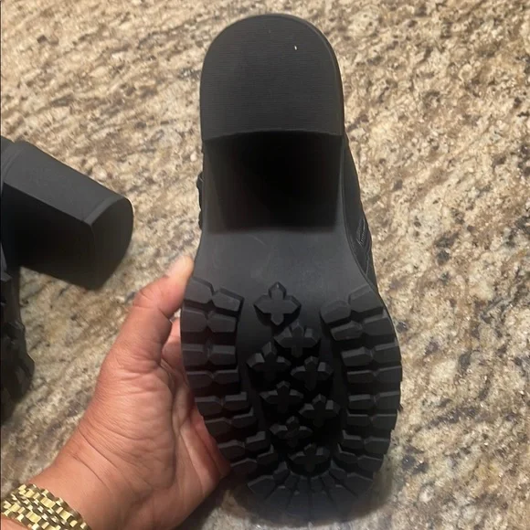 Torrid Black Ankle Boots with Zipper Detail - Picture 5 of 7